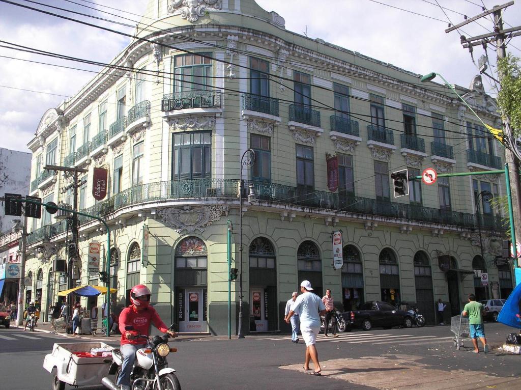 Palace Hotel 5A มาเนาส์ ภายนอก รูปภาพ